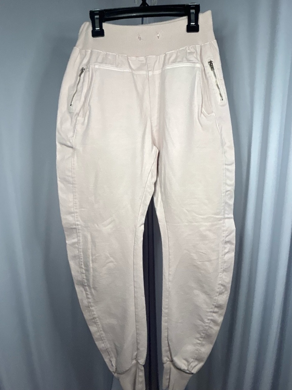Suzy D London Ultimate Joggers Beige Size S ) – Soft Cotton Boutique